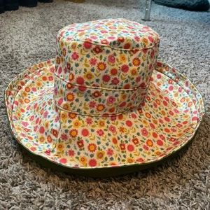 Natural Life reversible rain/sun hat NWT